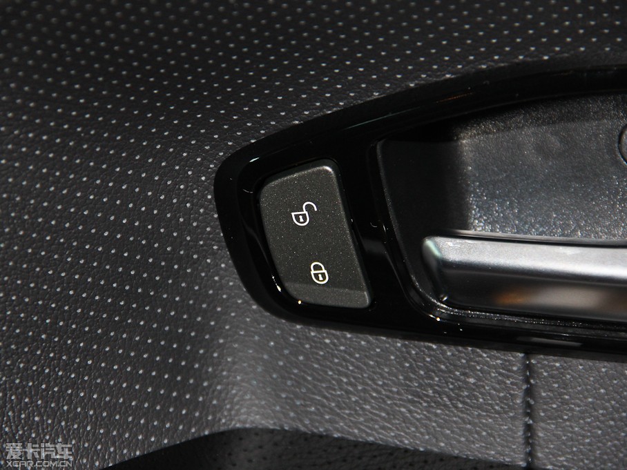 2015��٘O��(�M(j��n)��) 2.0T 5�Tҫ���� 