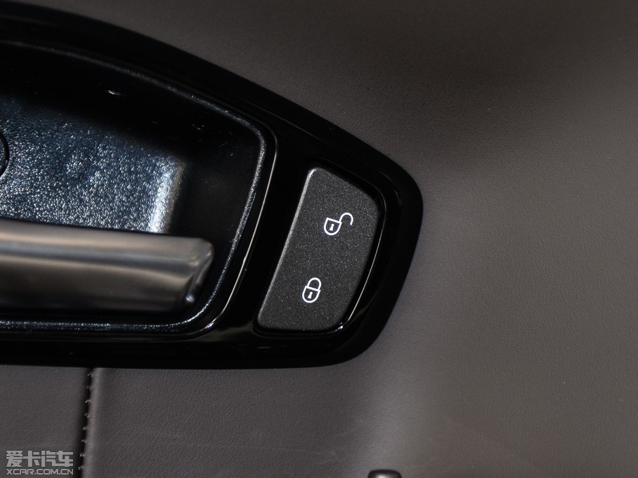 2015��٘O��(�M��) 2.0T ҫĽ����������