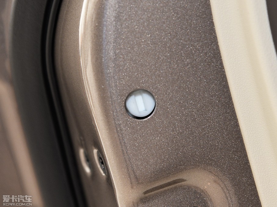 2015��٘O��(�M��) 2.0T ҫĽ����������