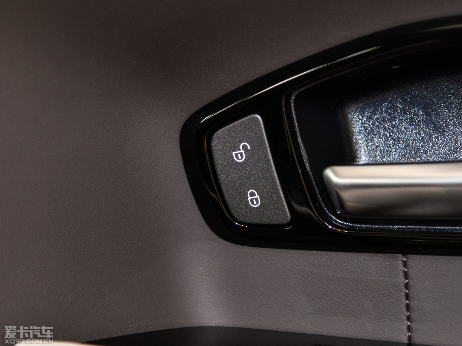 2015��٘O��(�M��) 2.0T ҫĽ����������