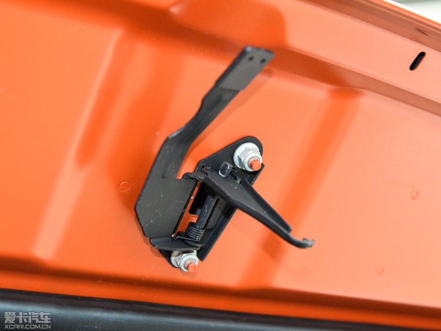 2015��٘O��(�M��) 2.0T �A��������