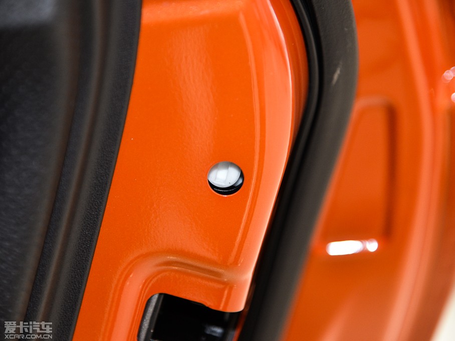 2015��٘O��(�M(j��n)��) 2.0T �A��������