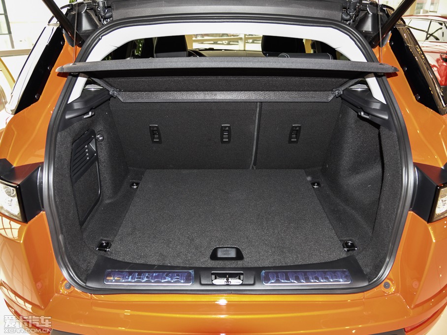 2015��٘O��(�M��) 2.0T �A��������