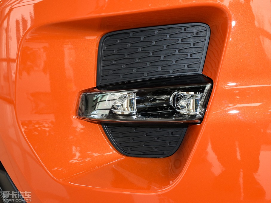 2015��٘O��(�M��) 2.0T �A��������