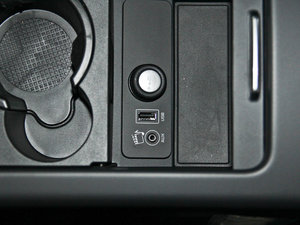 20152.0T Si4 XS Ͱ g