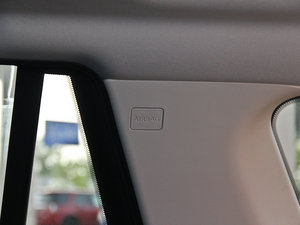 20152.0T Si4 XS Ͱ g