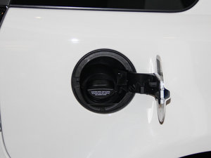 20152.0T Si4 HSE LUXURY Ͱ w