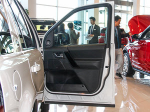 20152.0T Si4 HSE LUXURY Ͱ g