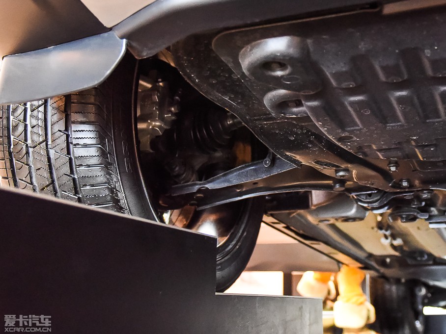 2015l(f)F(xin)(M) 2.0T HSE LUXURY