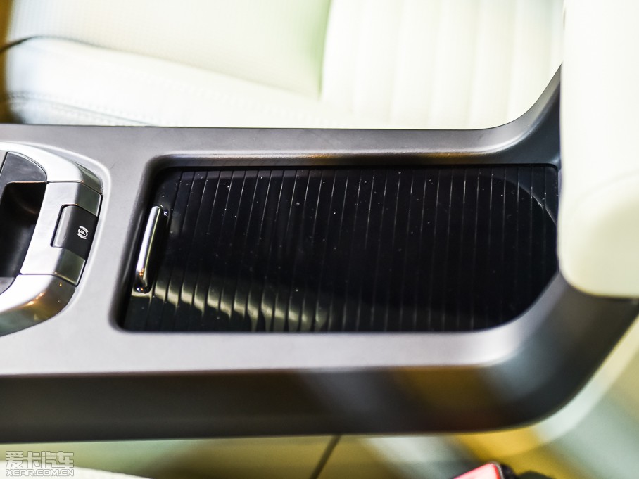 2015lF(M) 2.0T HSE LUXURY