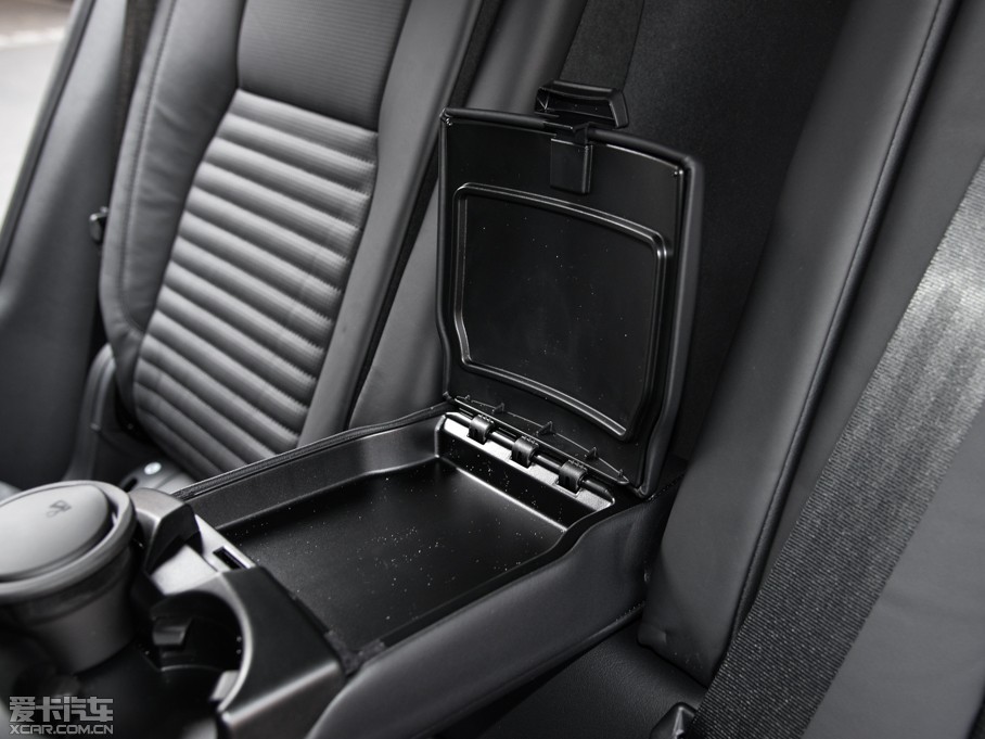 2015l(f)F(xin)(M) 2.0T HSE LUXURY