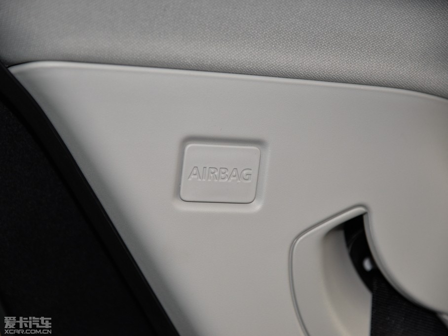 2015lF(M) 2.0T HSE LUXURY