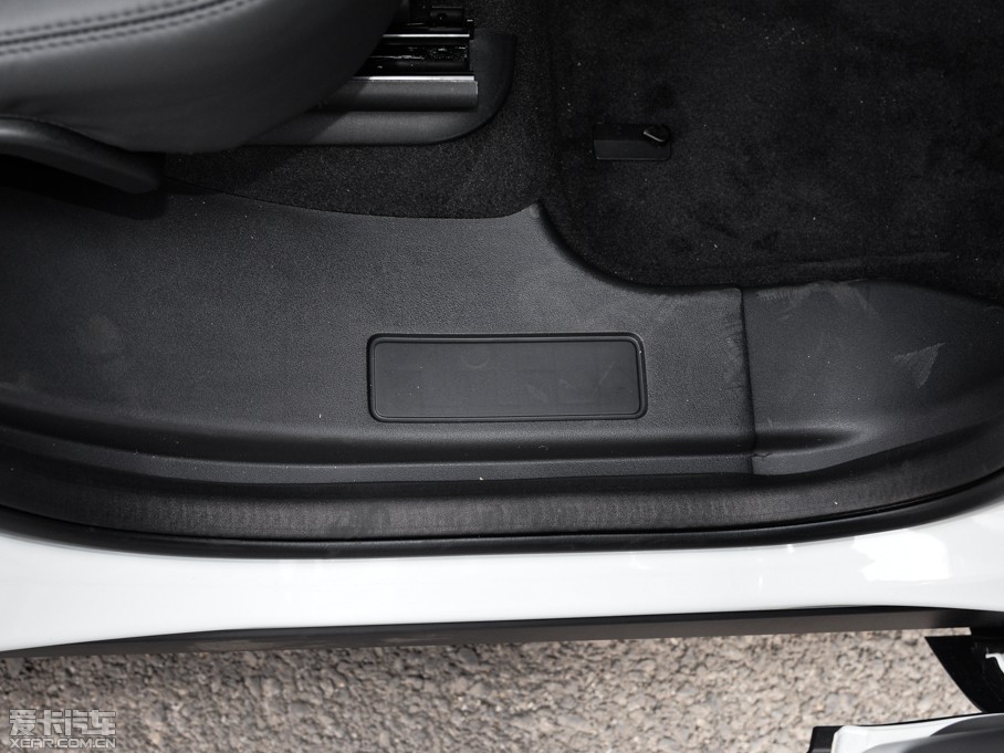 2015l(f)F(xin)(M) 2.0T HSE LUXURY