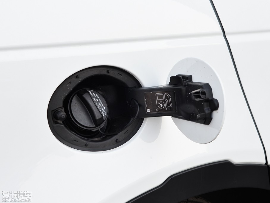 2015l(f)F(M) 2.0T HSE LUXURY