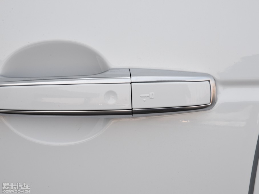 2015lF(M) 2.0T HSE LUXURY