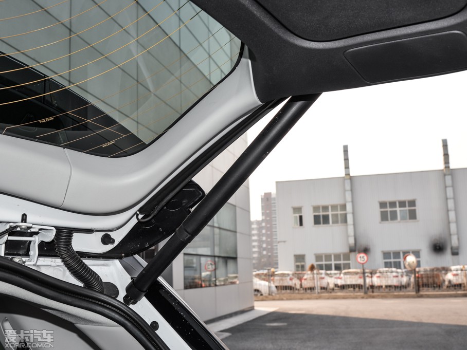 2015l(f)F(xin)(M(jn)) 2.0T HSE LUXURY