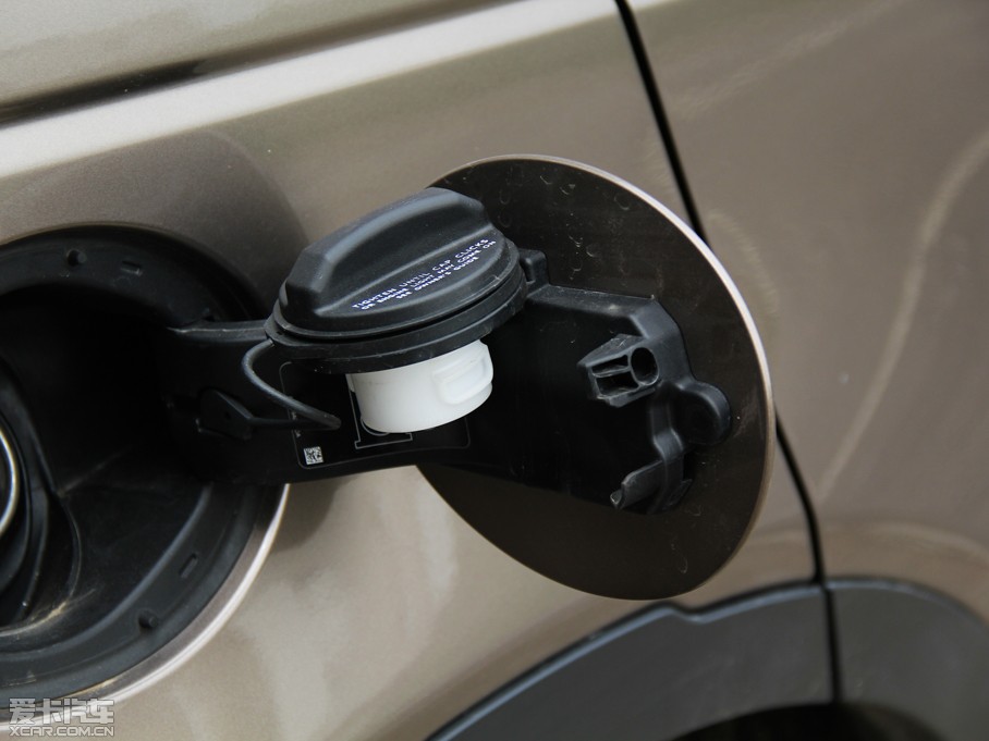 2015lF(M) 2.0T HSE LUXURY