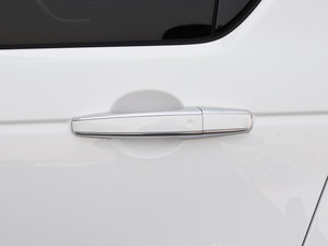 20152.0T HSE LUXURY ^