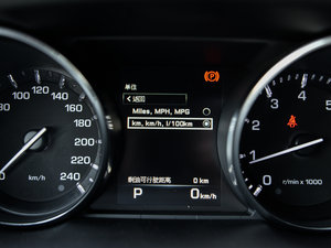 20152.0T HSE LUXURY п؅^