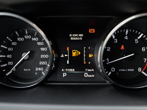 20152.0T HSE LUXURY п؅^