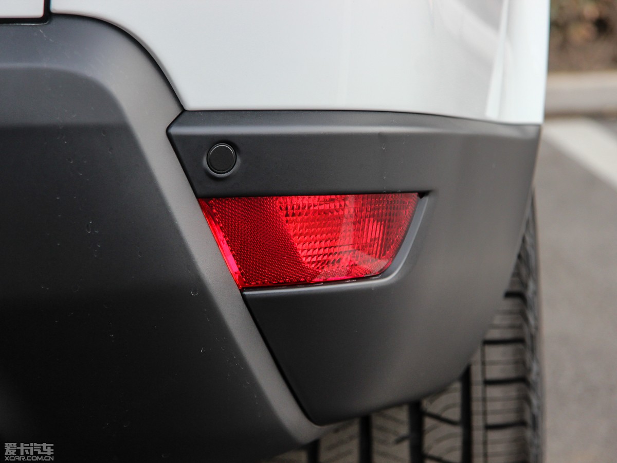 2015\ 3.0 SDV6 HSE Dynamic