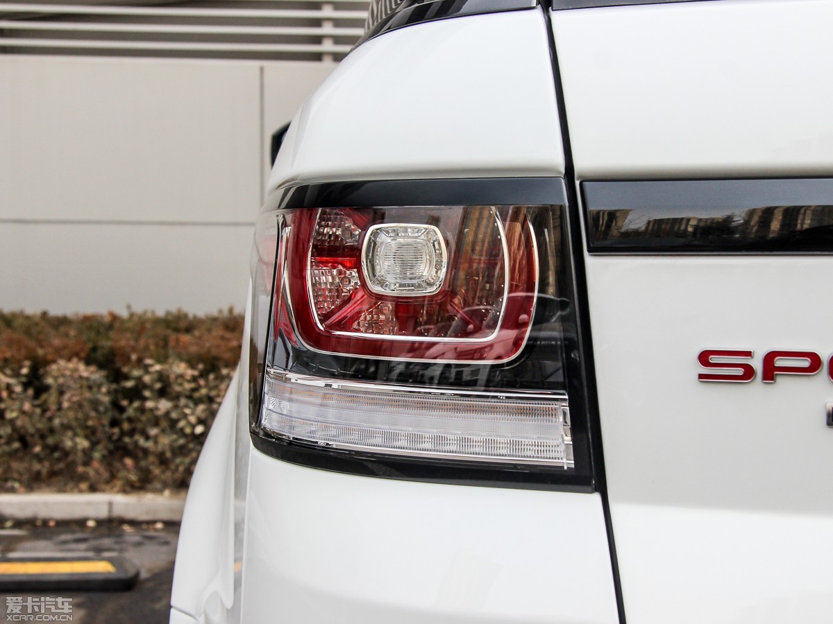 2015\ 3.0 SDV6 HSE Dynamic