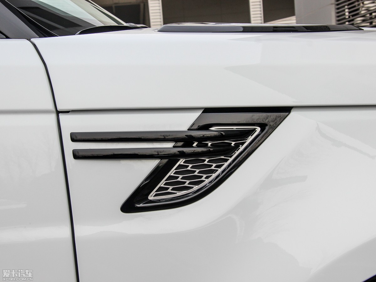 2015\ 3.0 SDV6 HSE Dynamic