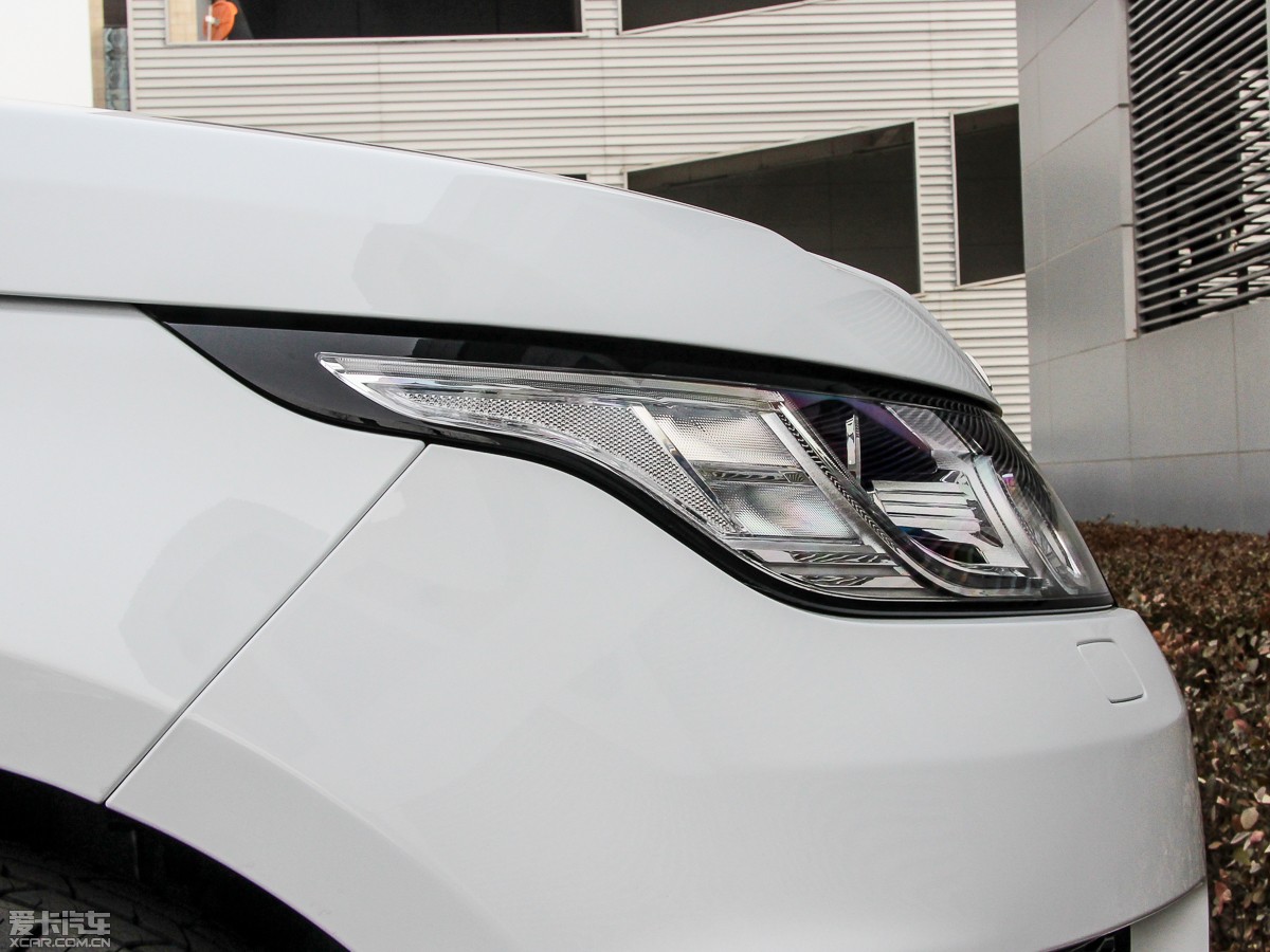 2015\ 3.0 SDV6 HSE Dynamic