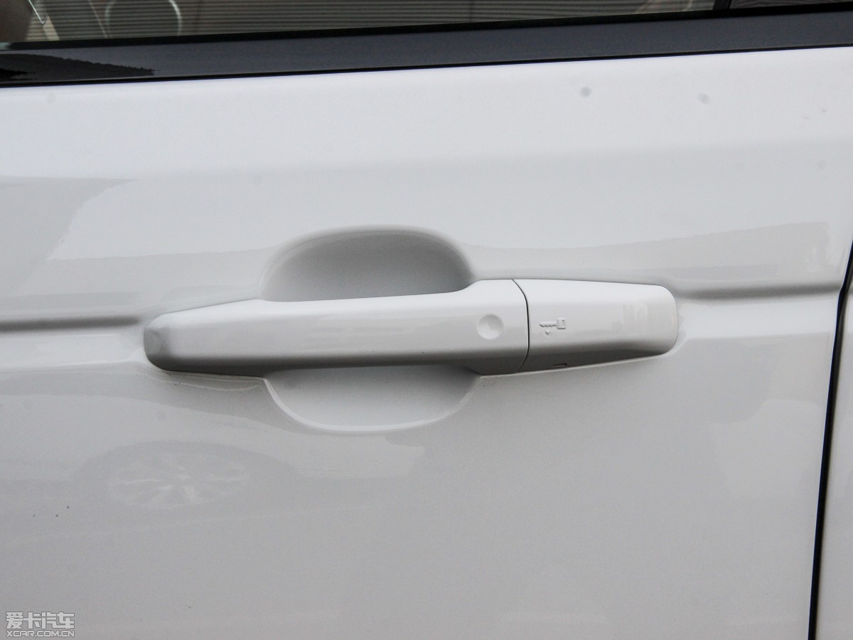 2015\ 3.0 SDV6 HSE Dynamic