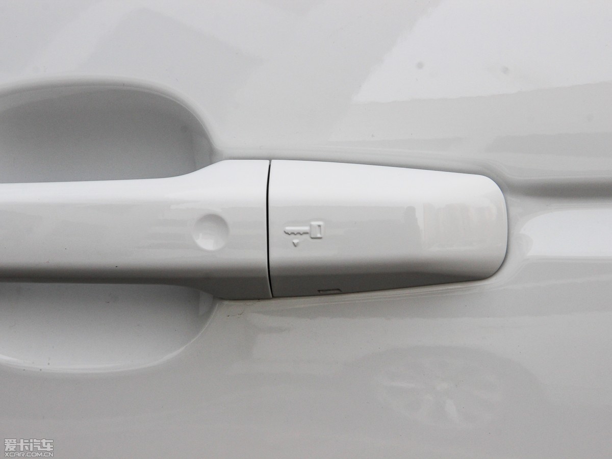 2015\ 3.0 SDV6 HSE Dynamic