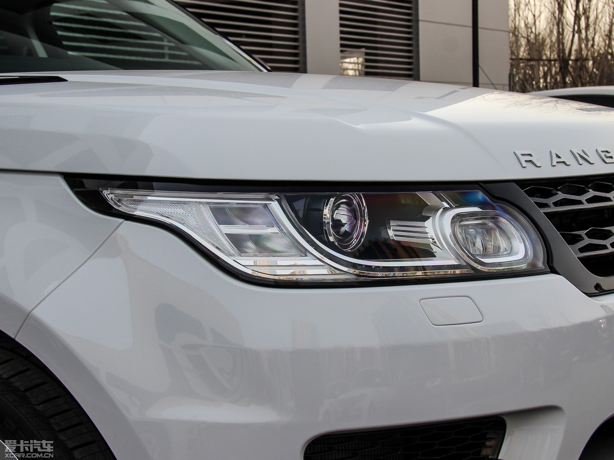 2015\ 3.0 SDV6 HSE Dynamic