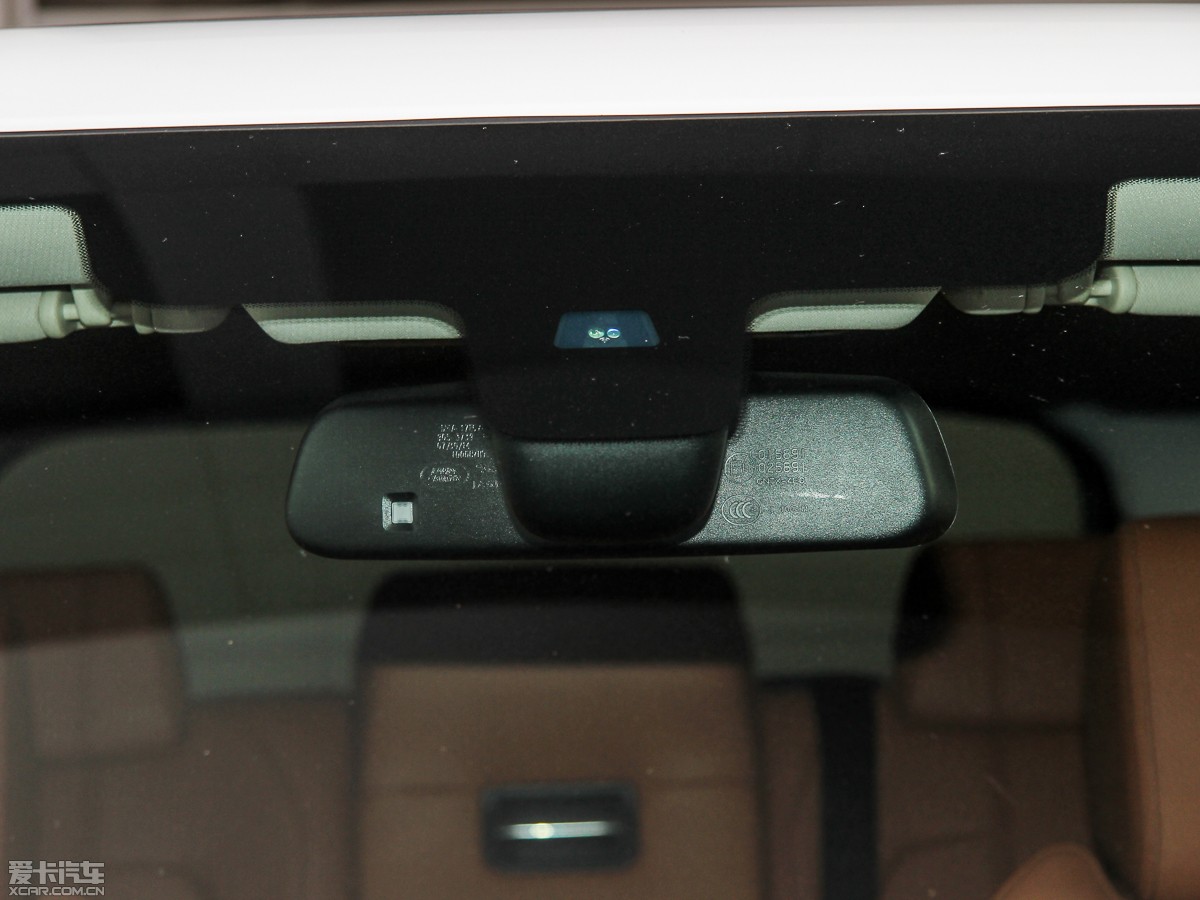 2015\ 3.0 SDV6 HSE Dynamic