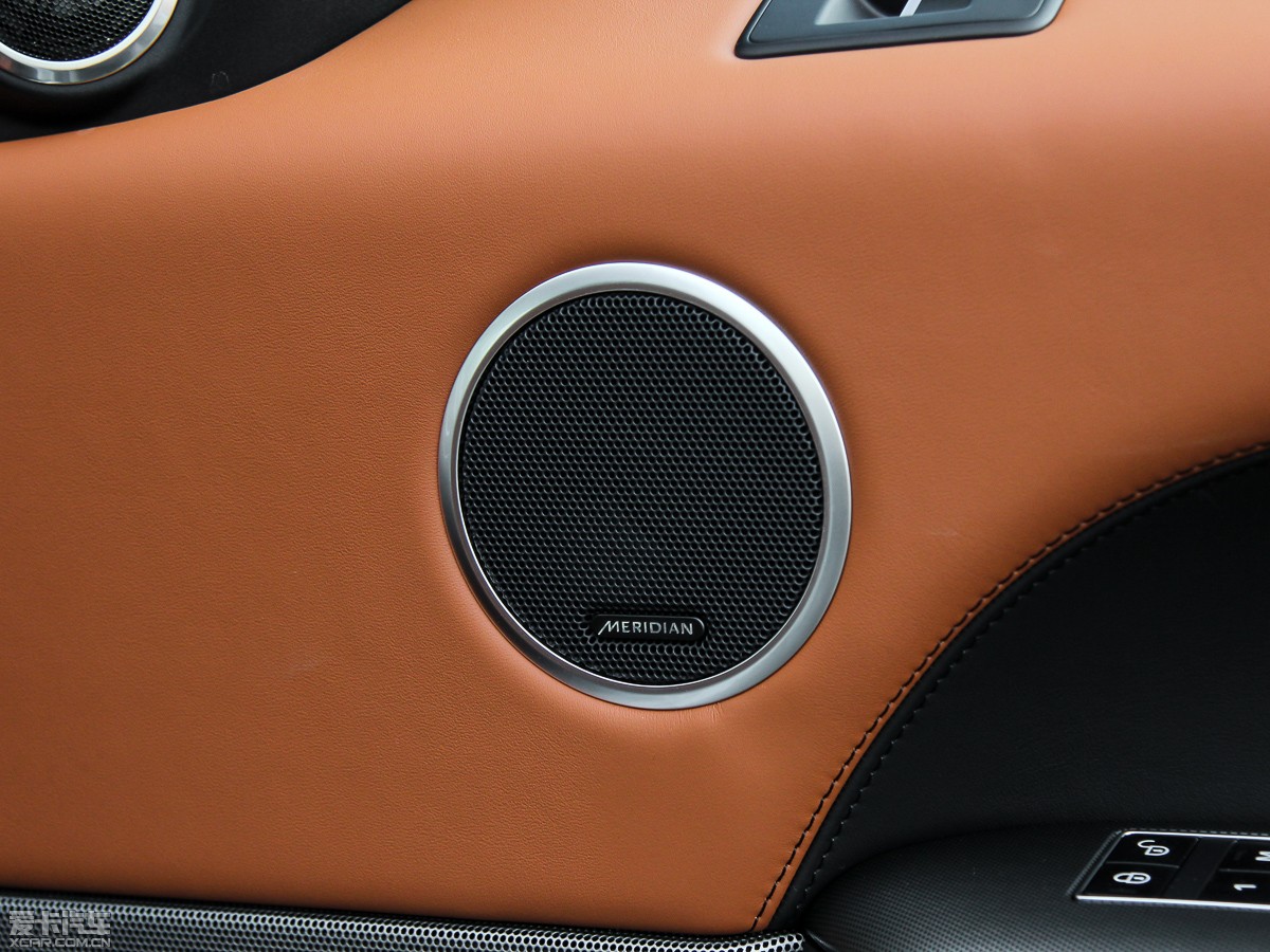 2015\ 3.0 SDV6 HSE Dynamic