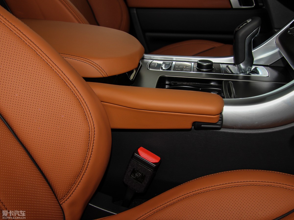 2015\ 3.0 SDV6 HSE Dynamic