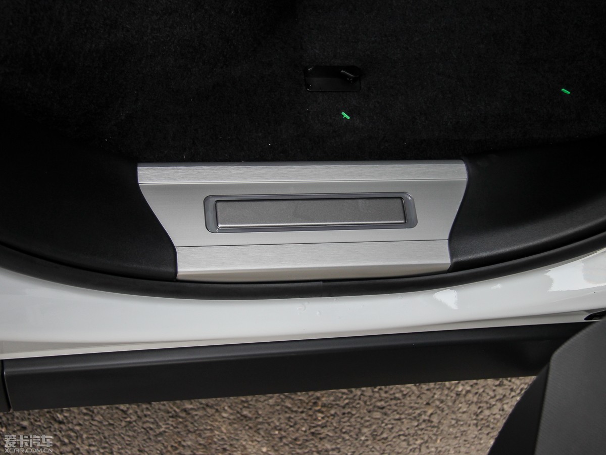 2015\ 3.0 SDV6 HSE Dynamic