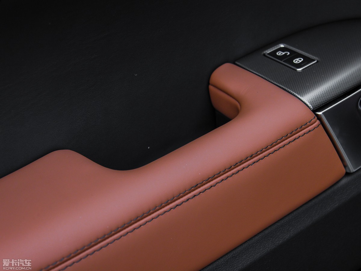 2015\ 3.0 SDV6 HSE Dynamic