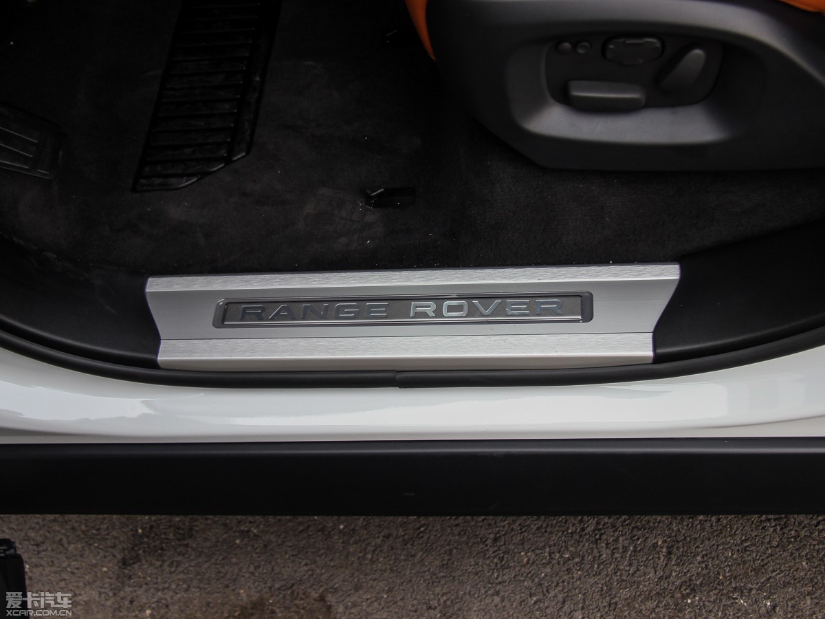 2015\ 3.0 SDV6 HSE Dynamic