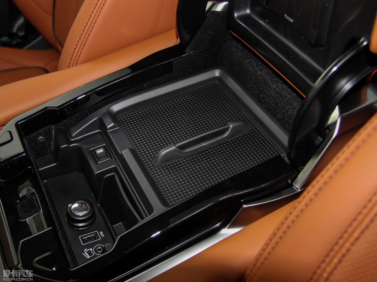 2015\(yn)(dng) 3.0 SDV6 HSE Dynamic