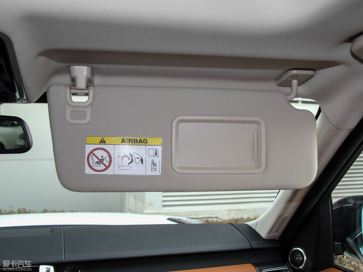 2015\ 3.0 SDV6 HSE Dynamic