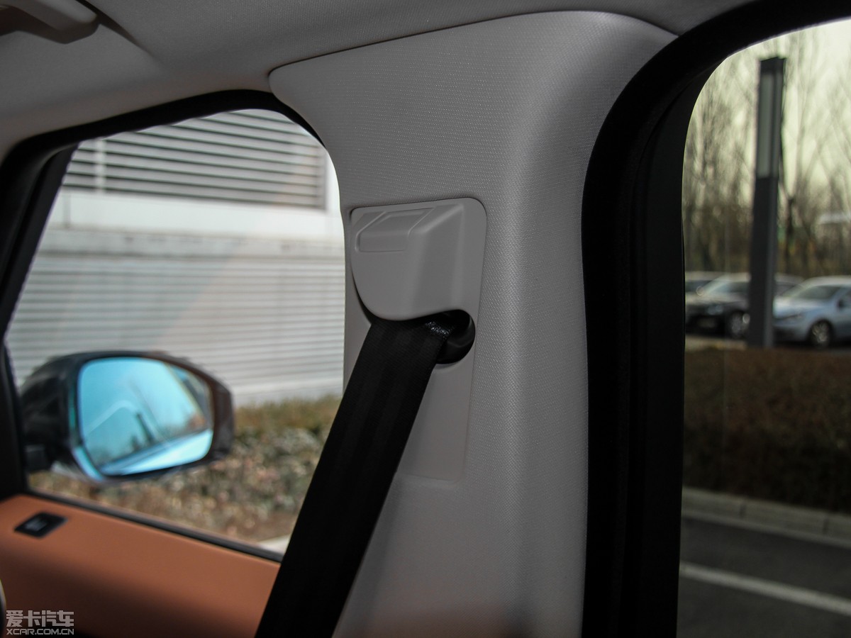 2015\ 3.0 SDV6 HSE Dynamic