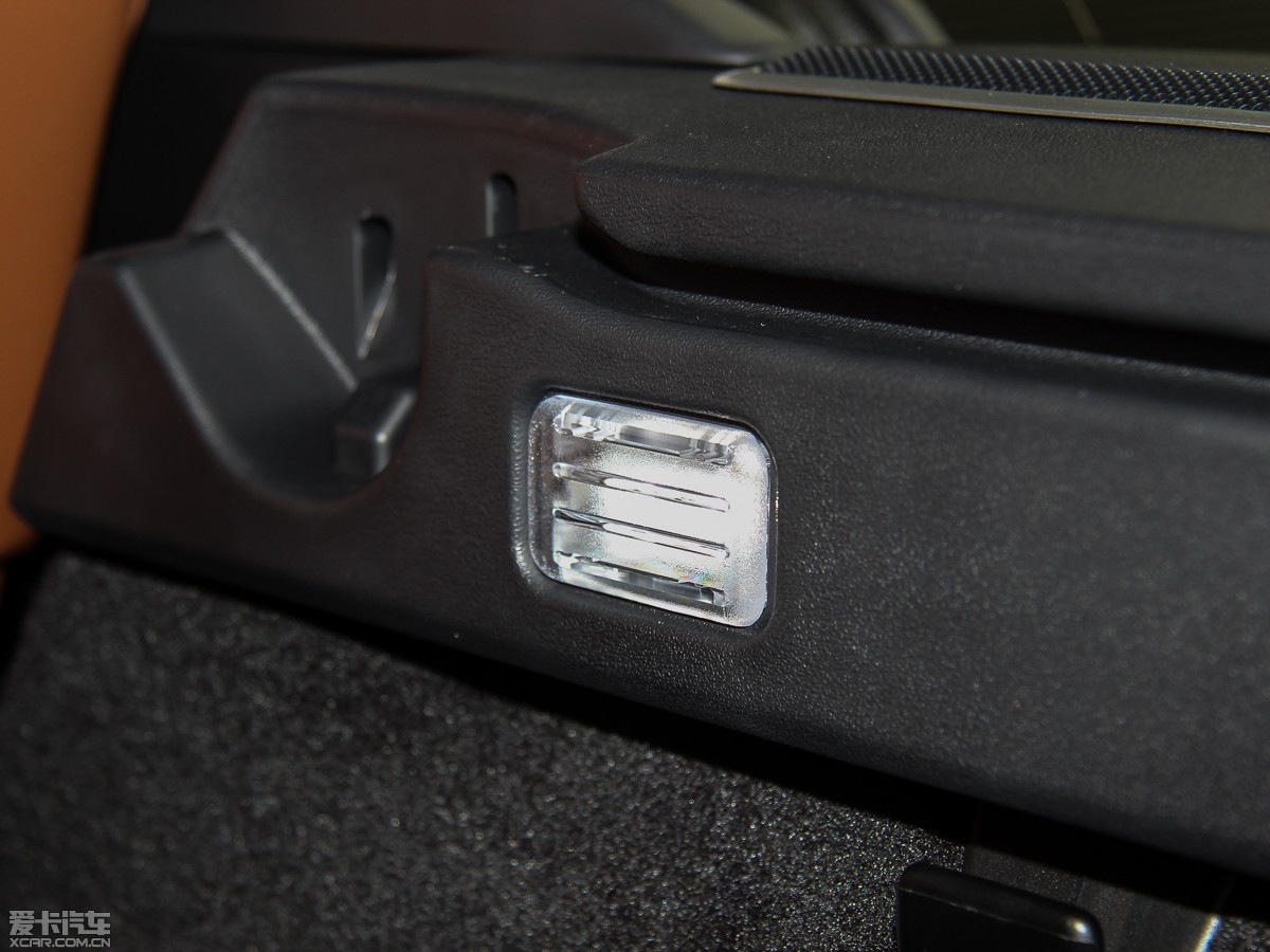 2015\(yn)(dng) 3.0 SDV6 HSE Dynamic