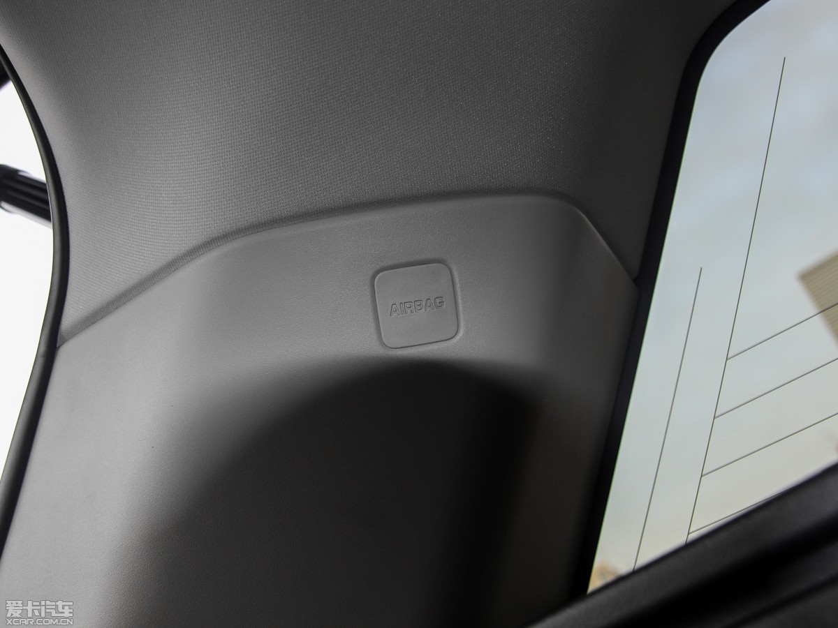 2015\ 3.0 SDV6 HSE Dynamic