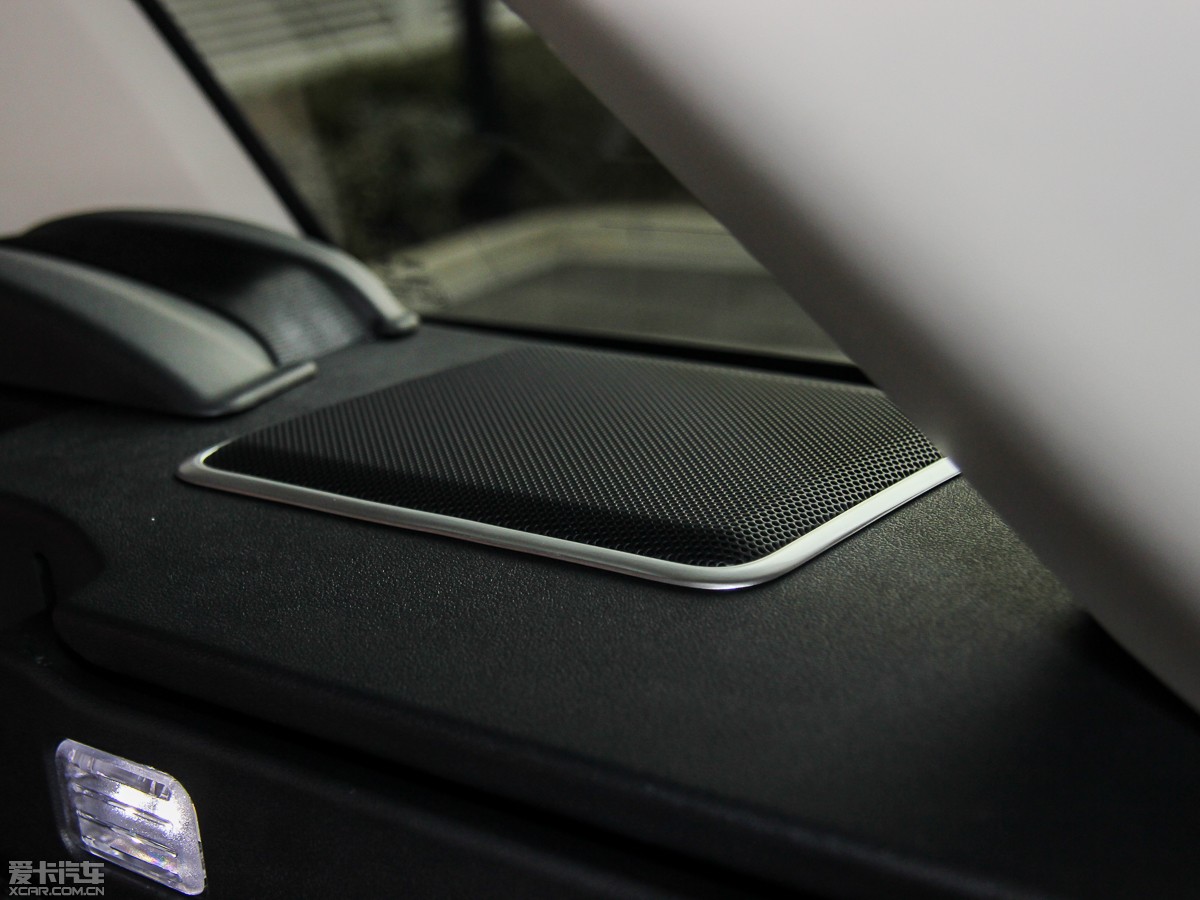 2015\ 3.0 SDV6 HSE Dynamic