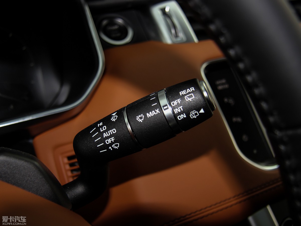 2015\ 3.0 SDV6 HSE Dynamic