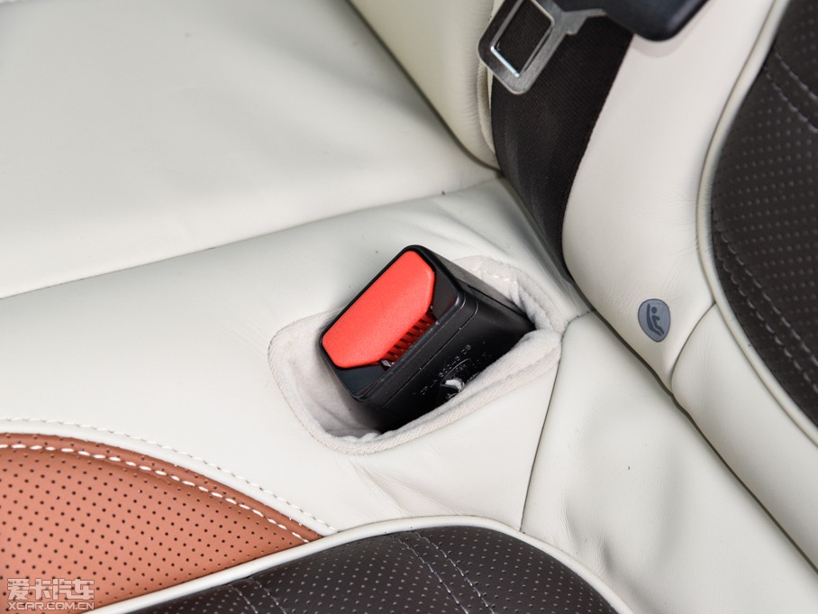 2015\ 5.0 V8 hЄ Dynamic