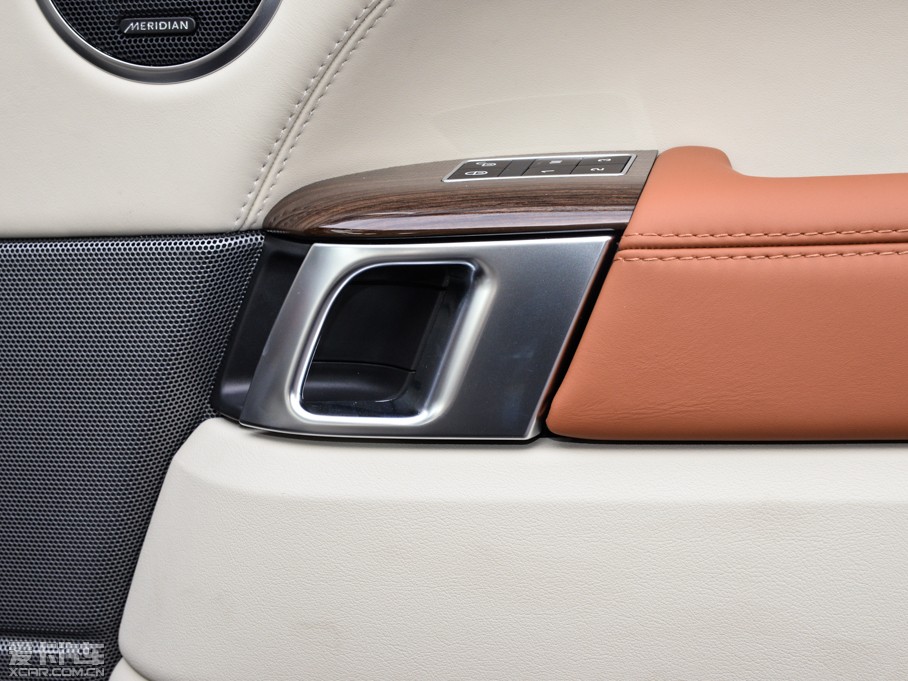 2015\(yn)(dng) 5.0 V8 hЄ(chung) Dynamic