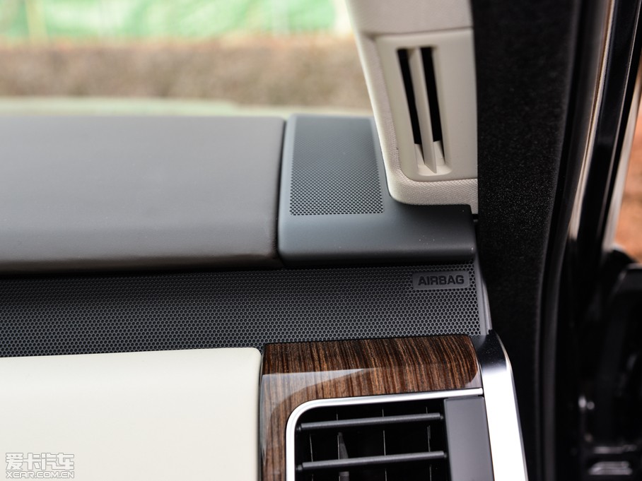 2015\ 5.0 V8 hЄ Dynamic