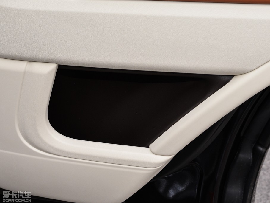 2015\ 5.0 V8 hЄ Dynamic