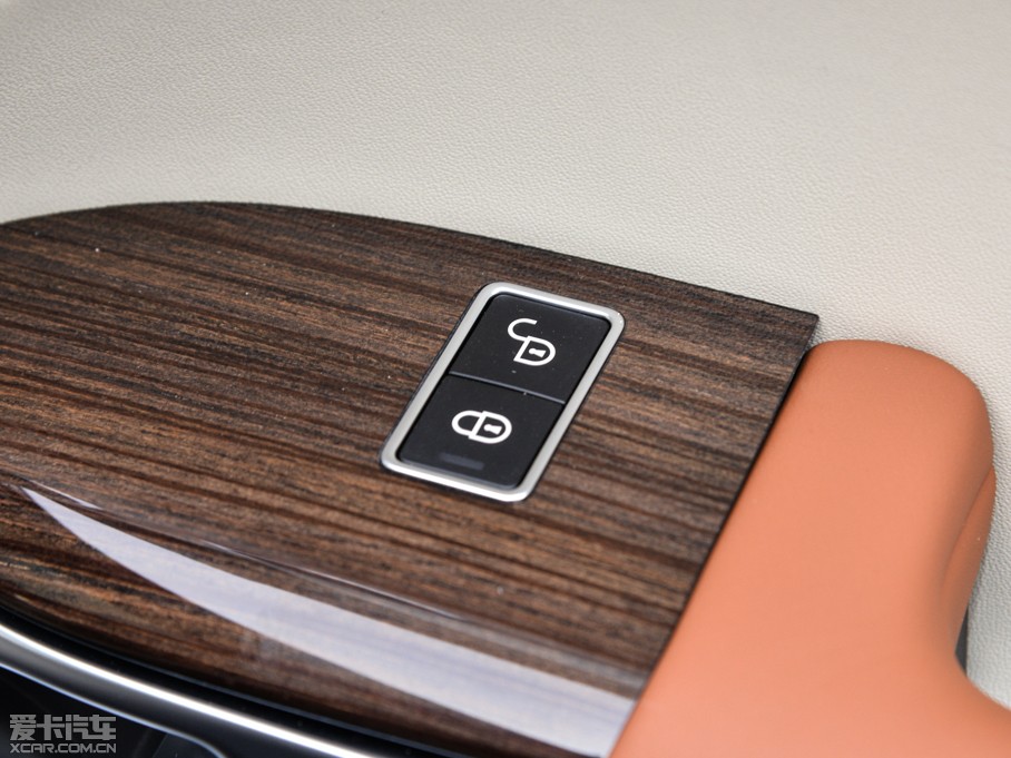 2015\ 5.0 V8 hЄ Dynamic