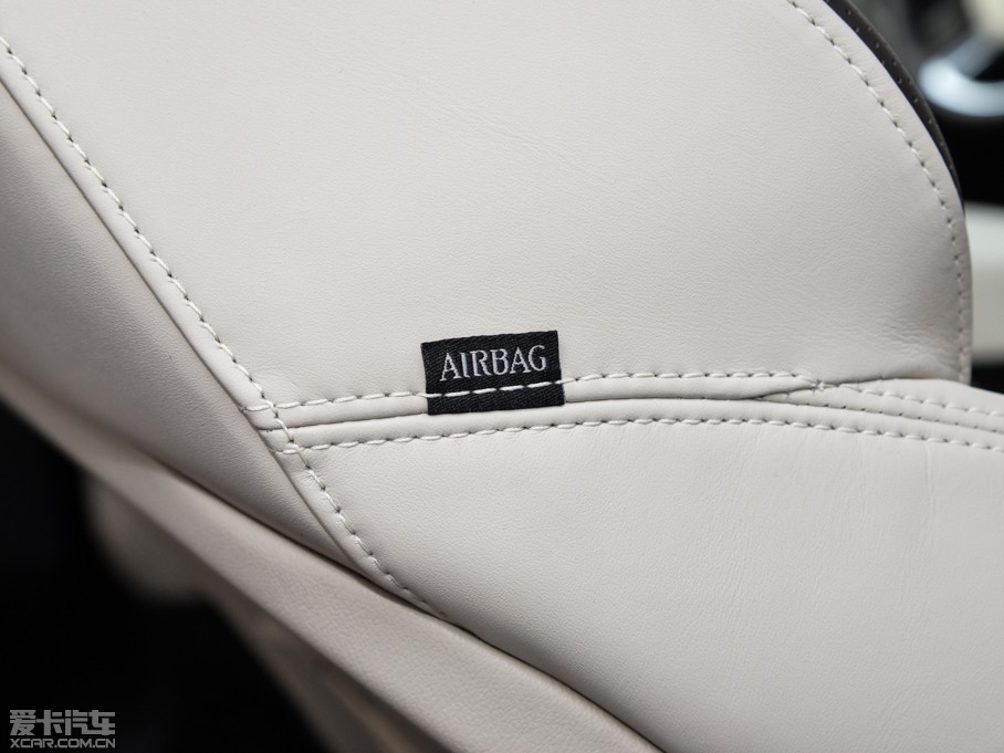 2015\(yn) 5.0 V8 hЄ(chung) Dynamic